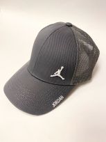 Джордж, серый 